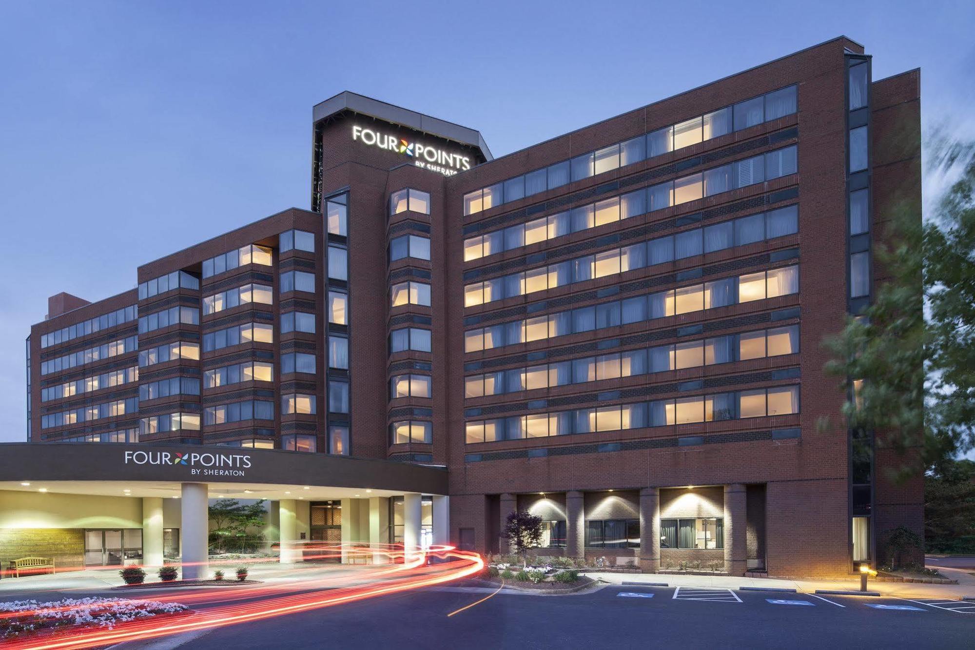 Four Points By Sheraton Richmond Hotel 3*