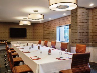 Hotel Four Points By Sheraton Richmond 3*